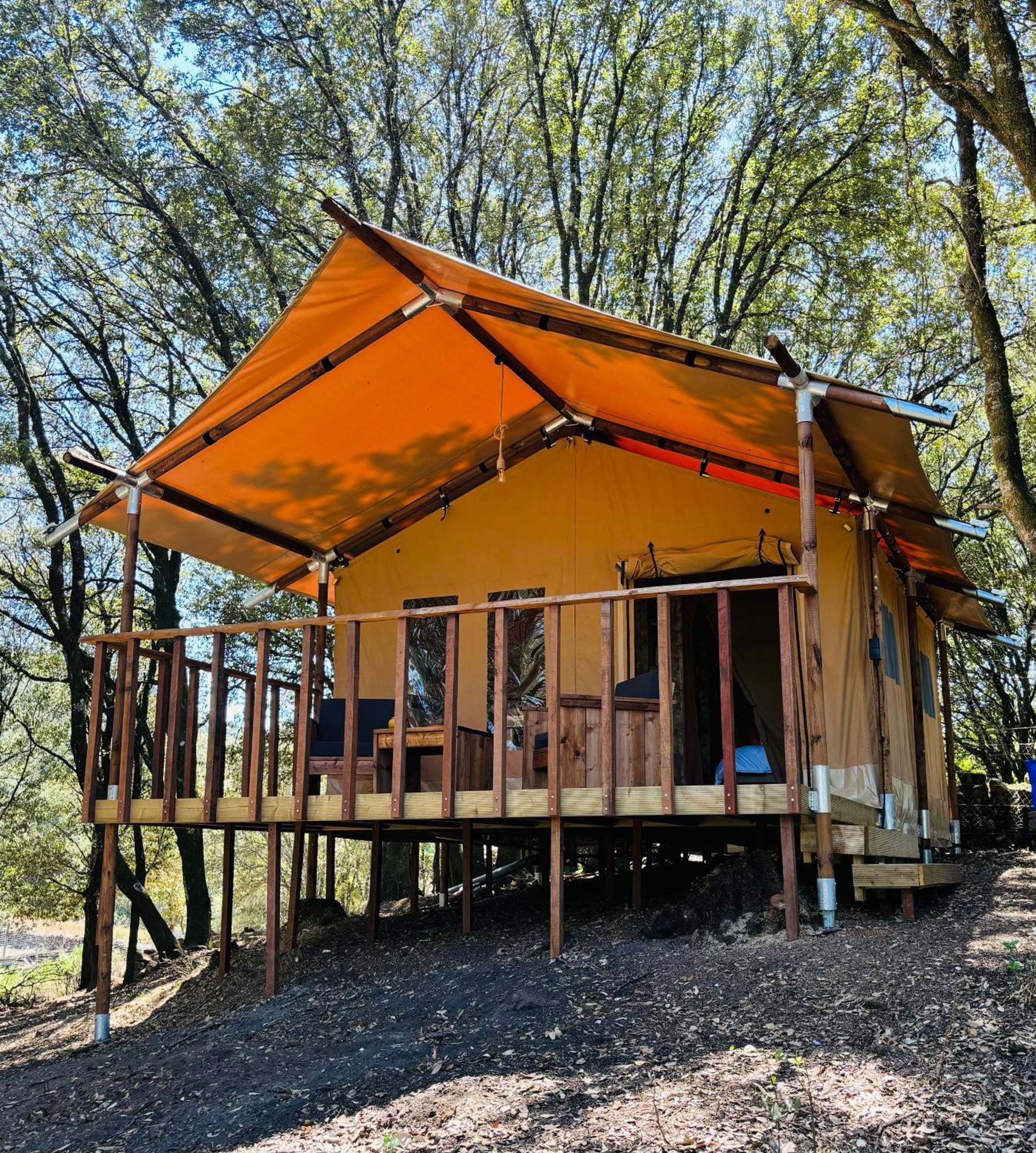 A Nassa Luxury tent Olivese
